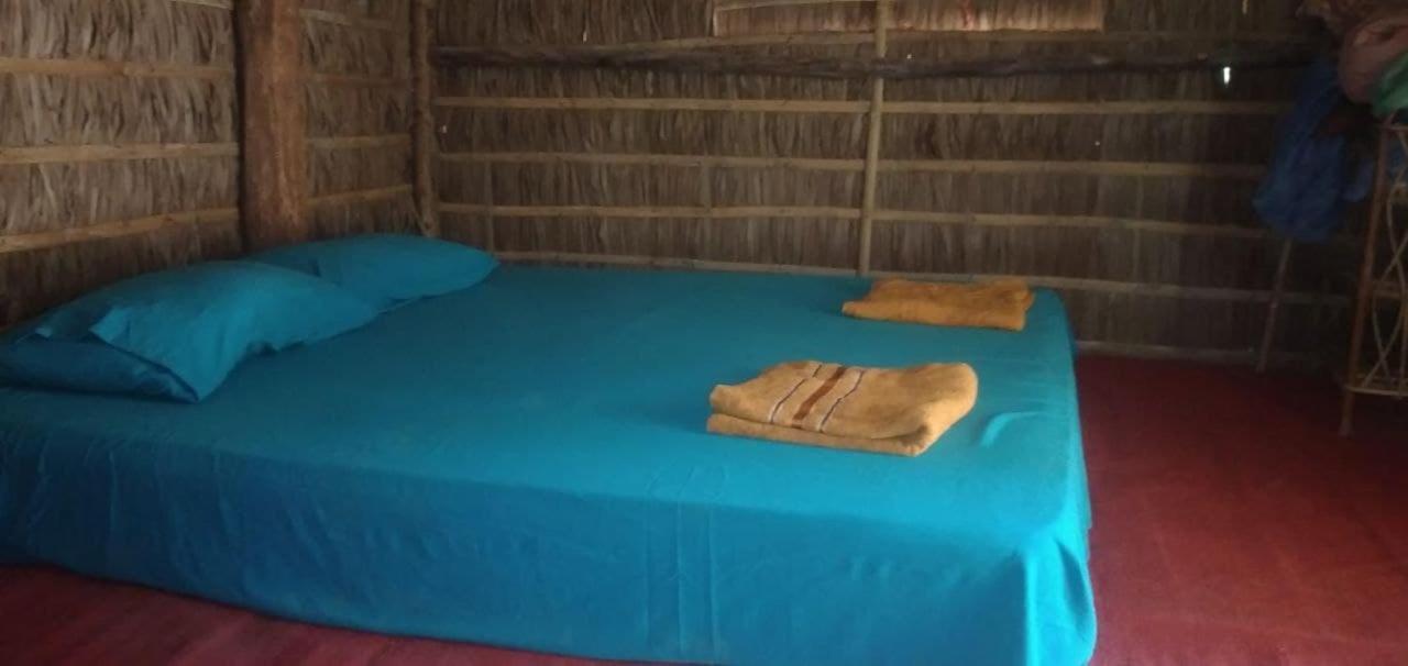 About Sarin Homestay Battambang Eksteriør bilde