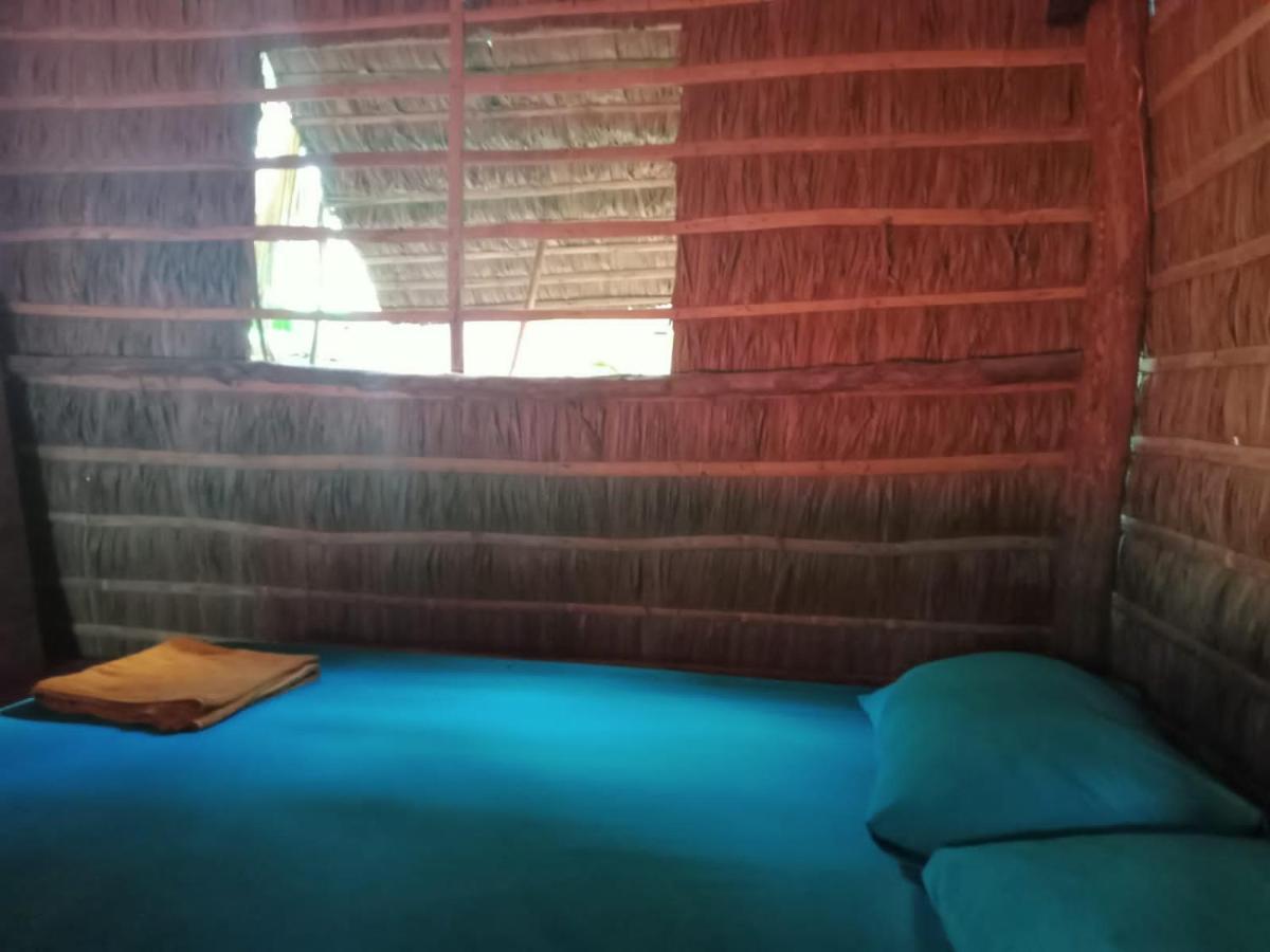 About Sarin Homestay Battambang Eksteriør bilde