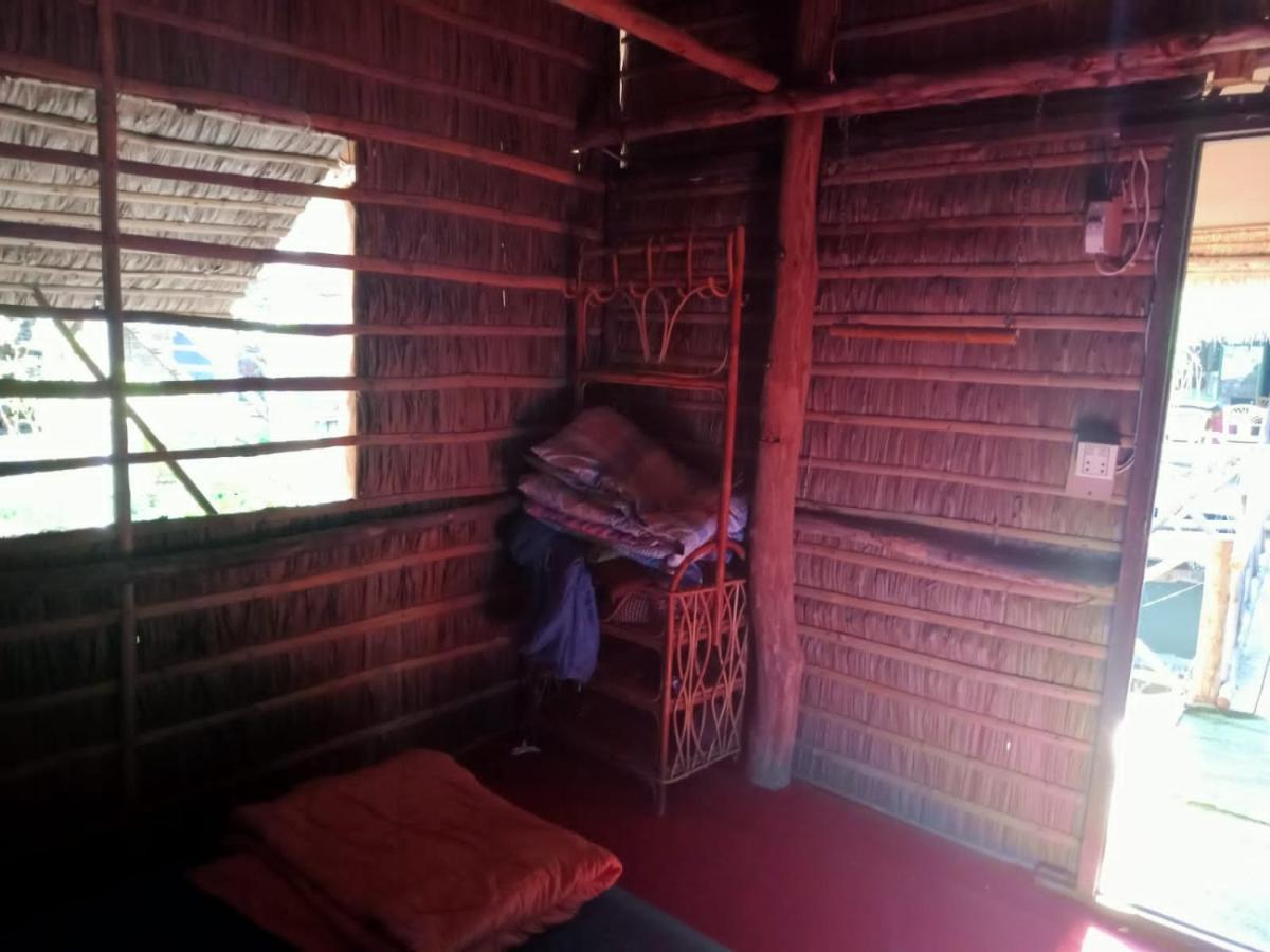 About Sarin Homestay Battambang Eksteriør bilde